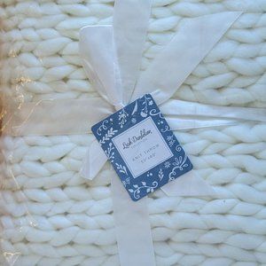 Cream Knit Throw Blanket 50" x 60" - NWT